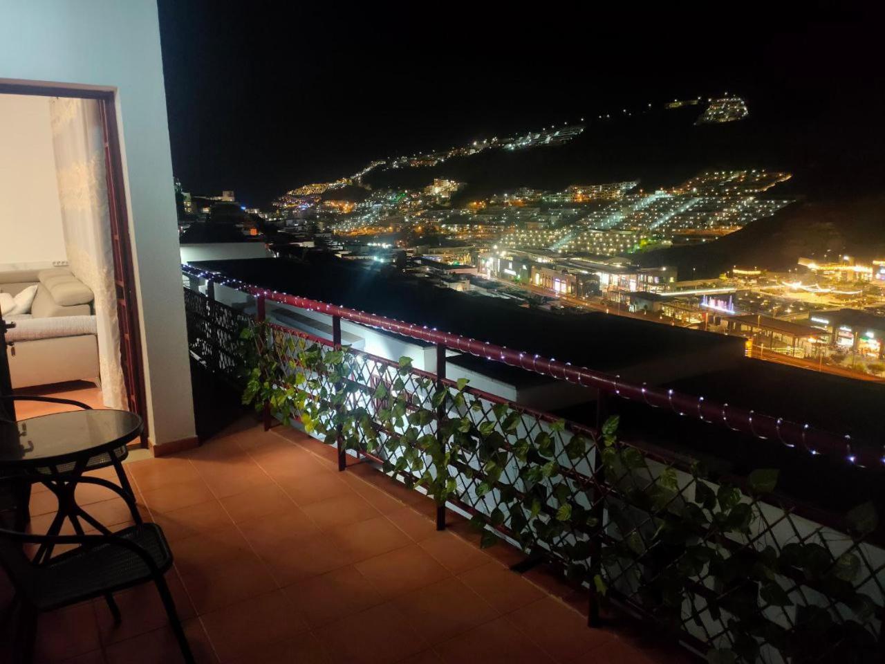 Big Villa Puerto Rico Streetfront With Private Saltwater Jacuzzi Pool, Bbq, Kitchen & 3 Terraces Near Shopping Center Пуерто Рико Екстериор снимка