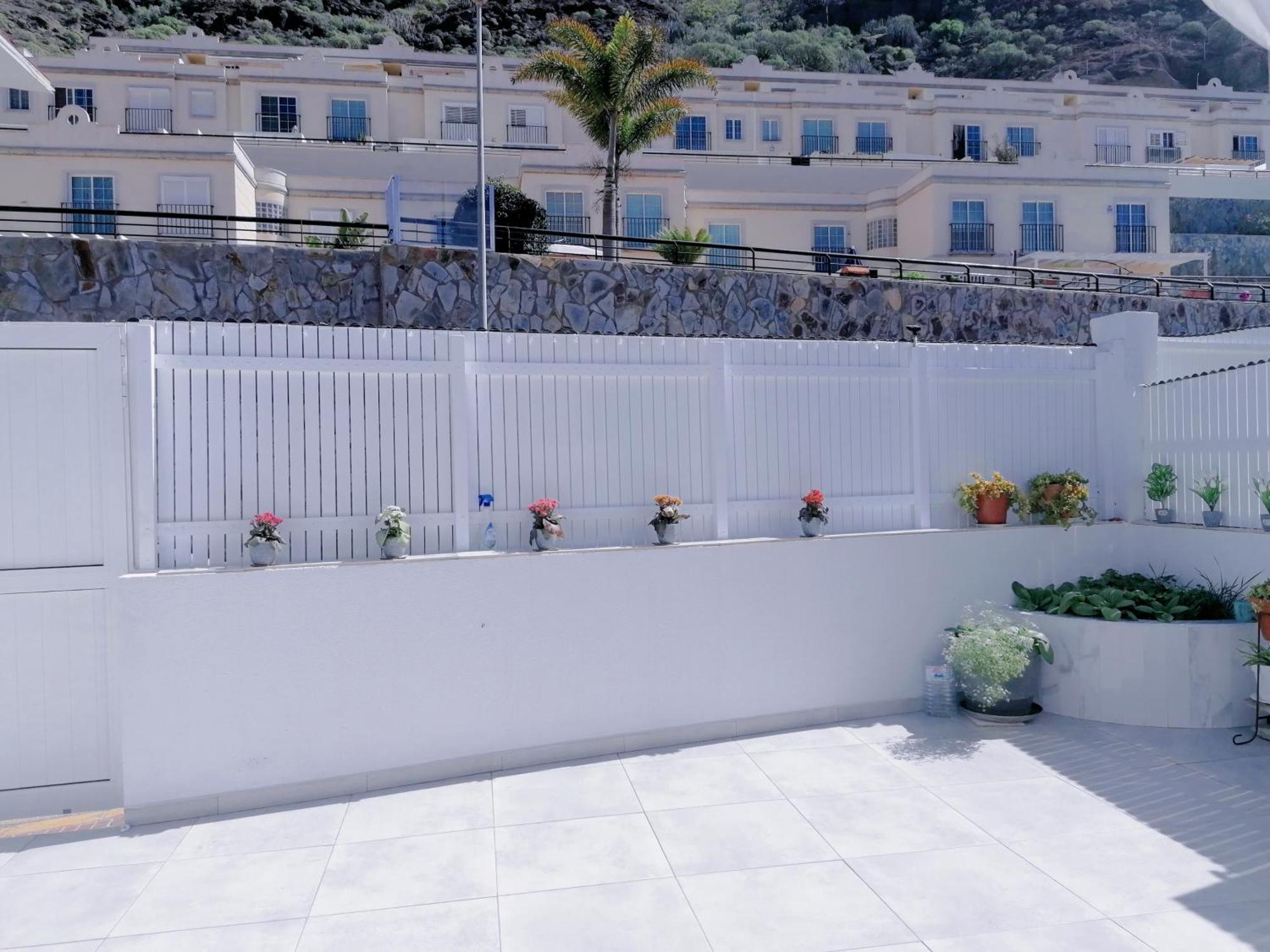 Big Villa Puerto Rico Streetfront With Private Saltwater Jacuzzi Pool, Bbq, Kitchen & 3 Terraces Near Shopping Center Пуерто Рико Екстериор снимка