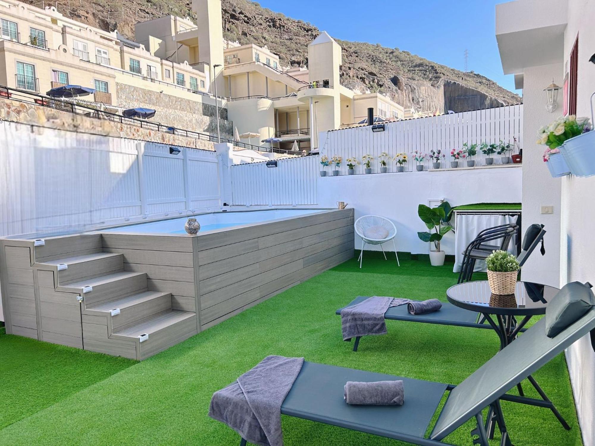 Big Villa Puerto Rico Streetfront With Private Saltwater Jacuzzi Pool, Bbq, Kitchen & 3 Terraces Near Shopping Center Екстериор снимка