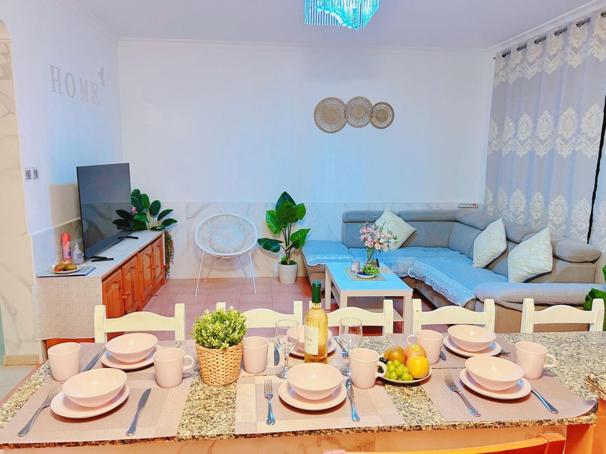 Big Villa Puerto Rico Streetfront With Private Saltwater Jacuzzi Pool, Bbq, Kitchen & 3 Terraces Near Shopping Center Екстериор снимка